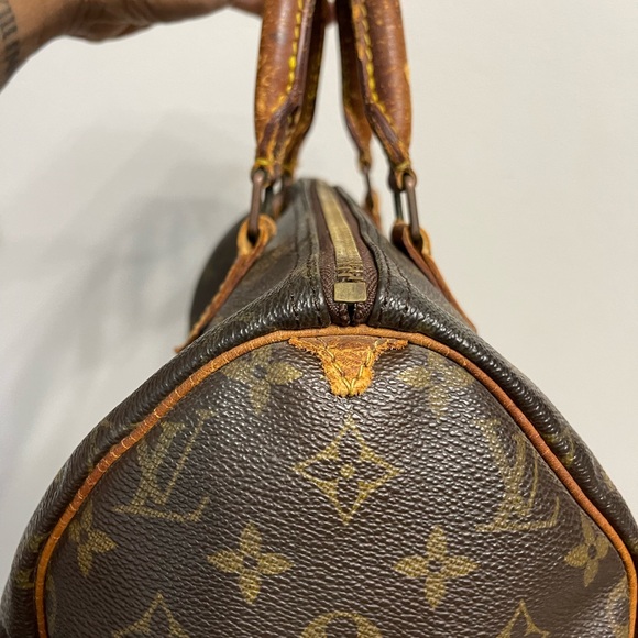 Authentic Louis Vuitton Speedy 30. Vintage - Picture 7 of 10